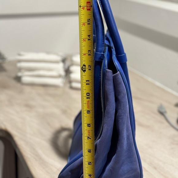 Pour La Victoire Tote - Picture 7 of 11